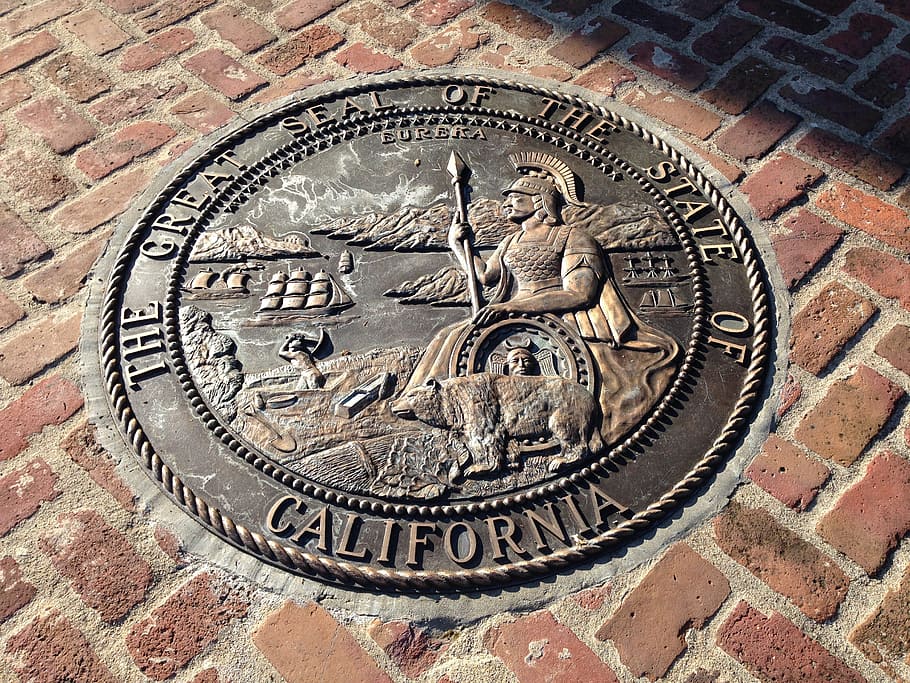 The Great Seal of the State of California emblem at daytime, history