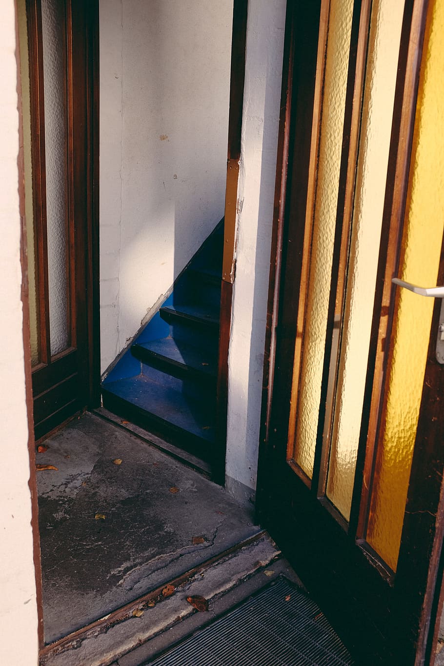 Old entrance door, other, abandoned, window, no People, indoors HD wallpaper