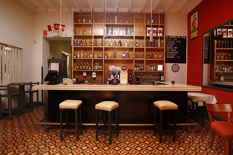 Restaurant, Bar, Cafe, shelf, bookshelf, indoors, alcohol, wine bottle HD wallpaper