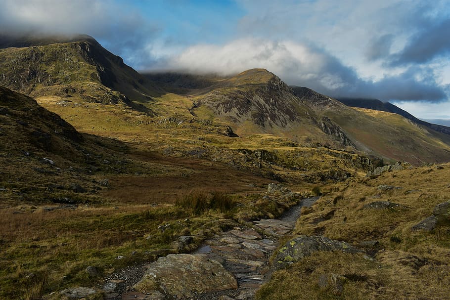 Welsh Tracks, aerial photography of mountains, valley, hiking HD wallpaper