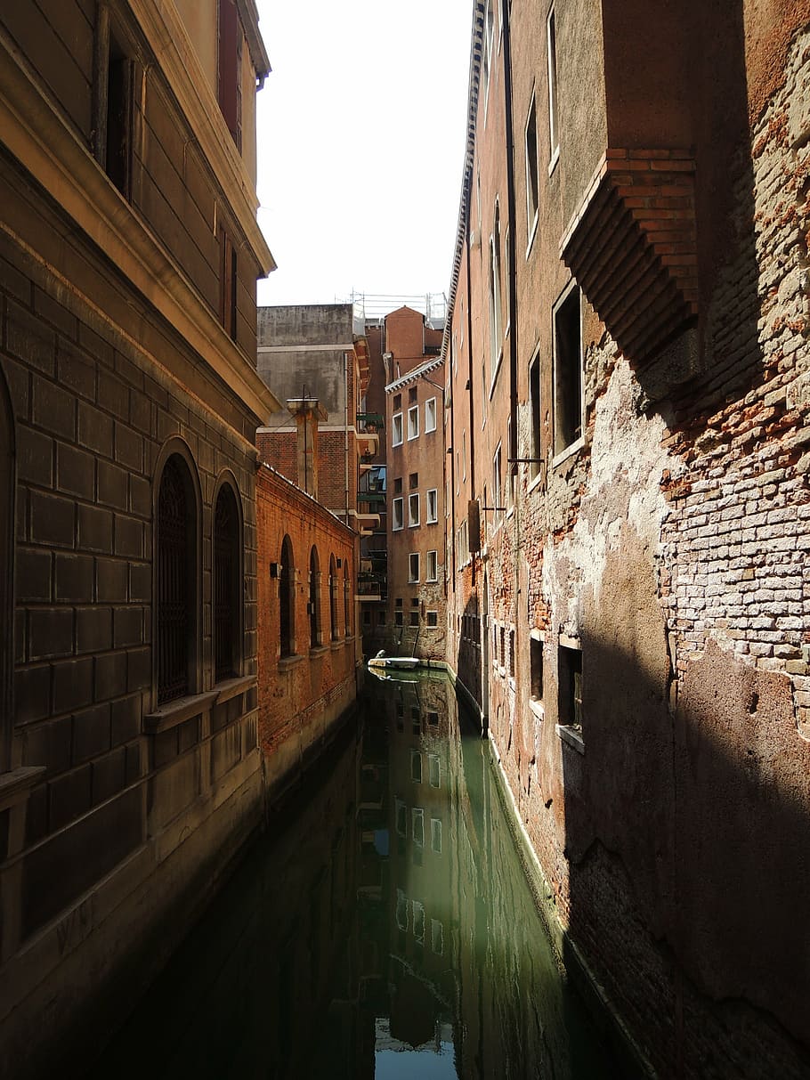 Venice Canal, Italy during daytime, houses, rialto, river, water, HD wallpaper