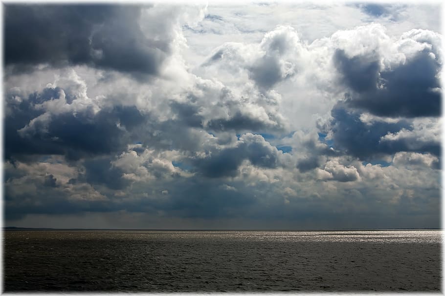 shore under sky, sea, clouds, forward, sun, water, beach, blue HD wallpaper