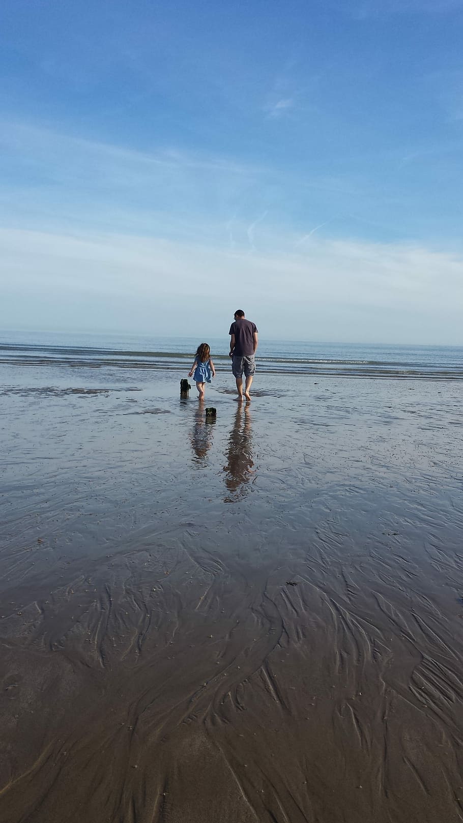 Beach, Sea, Dad, Girl, Child, summer, ocean, sun, water, sand HD wallpaper