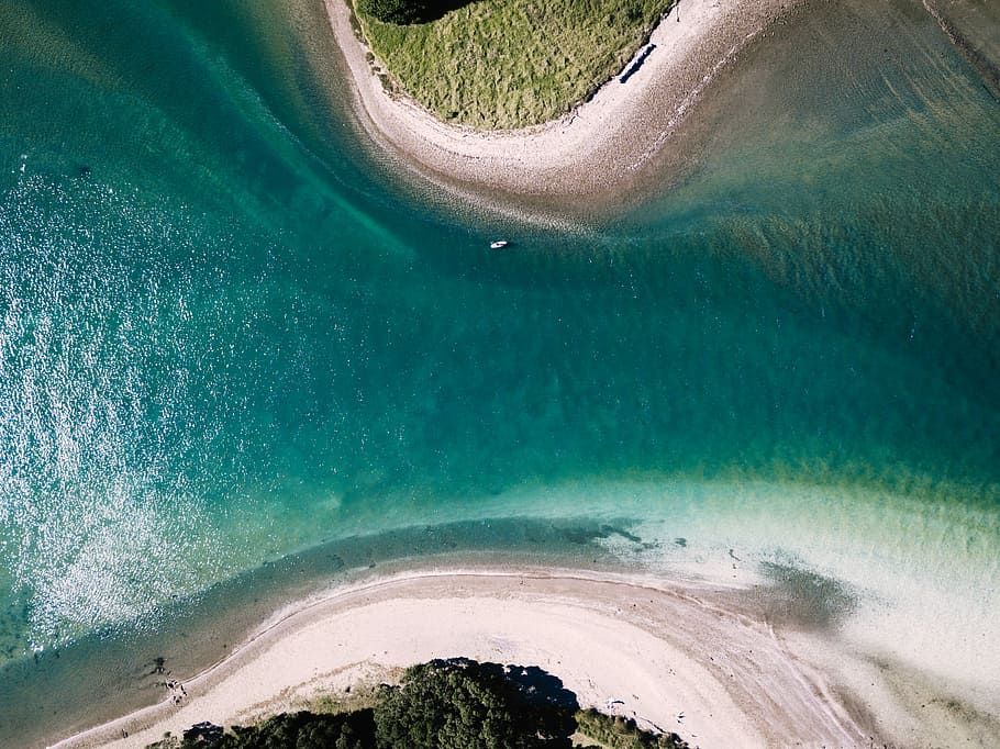 aerial photo of body of water between two islands, aerial view photography of body of water between two island HD wallpaper