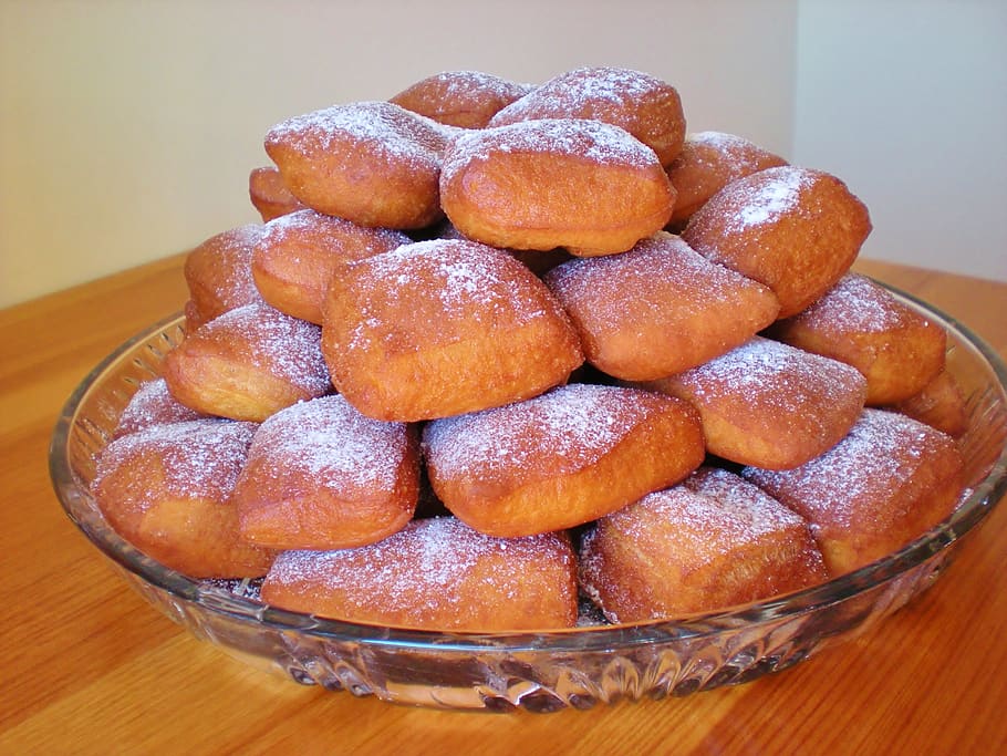 donuts, pastries, eating, food, food and drink, sweet food HD wallpaper