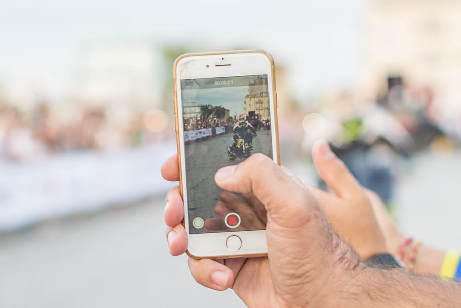 photo of man in motorcycle, smartphone, record, video, hand HD wallpaper