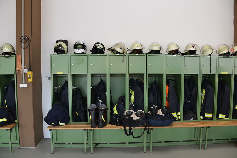 fire, locker, dresses, helmets, shoes, protective clothing HD wallpaper
