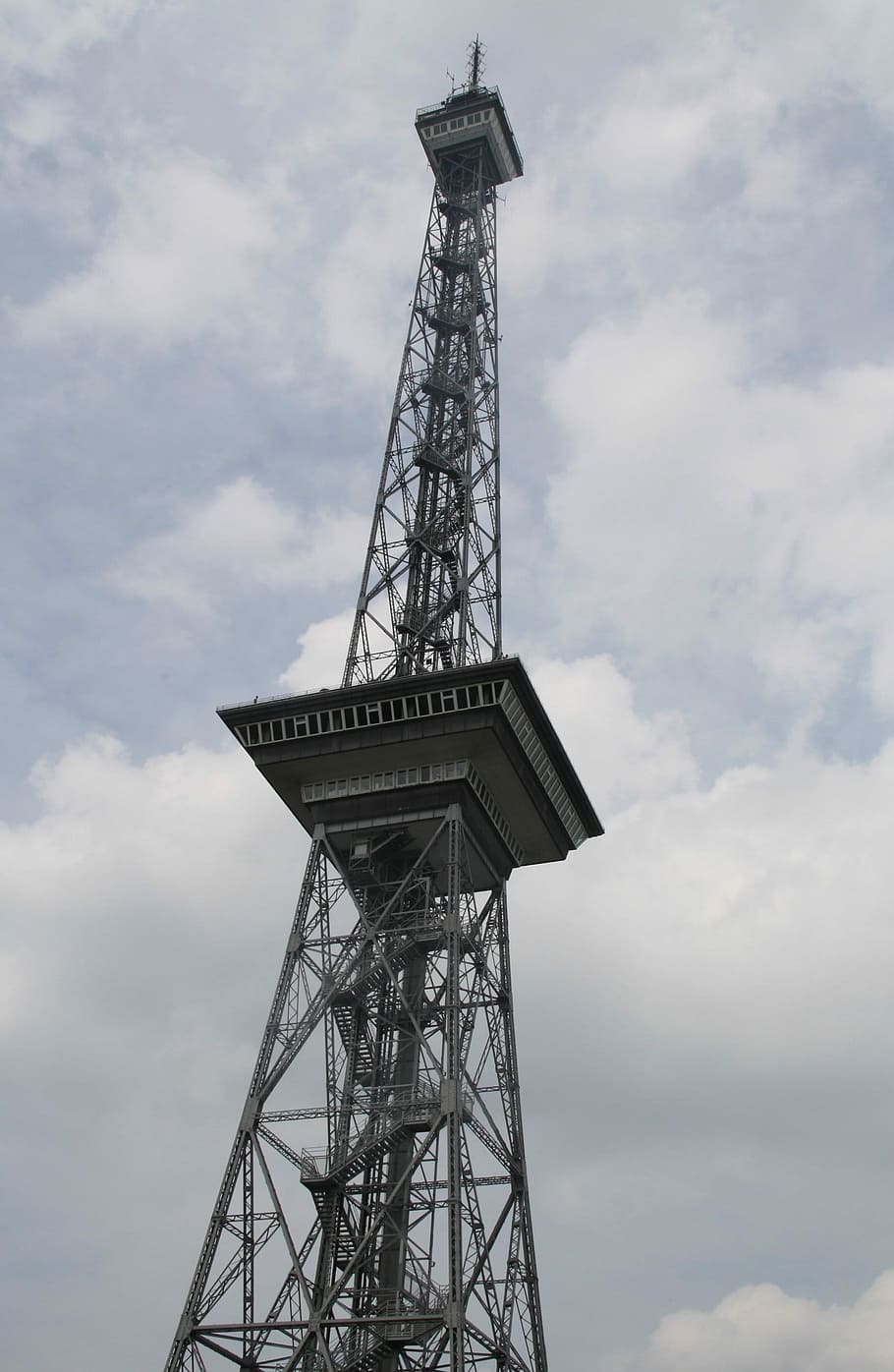Radio Tower, Berlin, cloud - sky, metal, architecture, built structure HD wallpaper