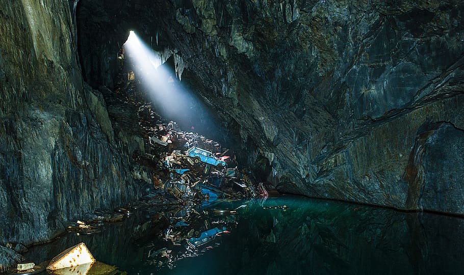 rocks, water, cave, flashlight, adventure, nature, beauty in nature HD wallpaper