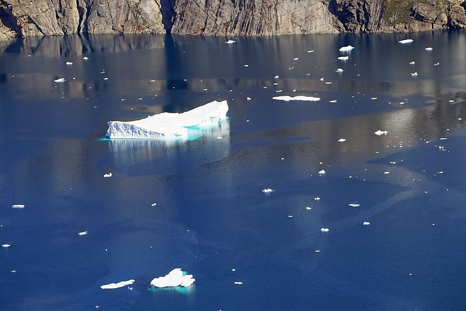 Iceberg, Sea, Greenland, blue, arctic circle, mer de glace, HD wallpaper