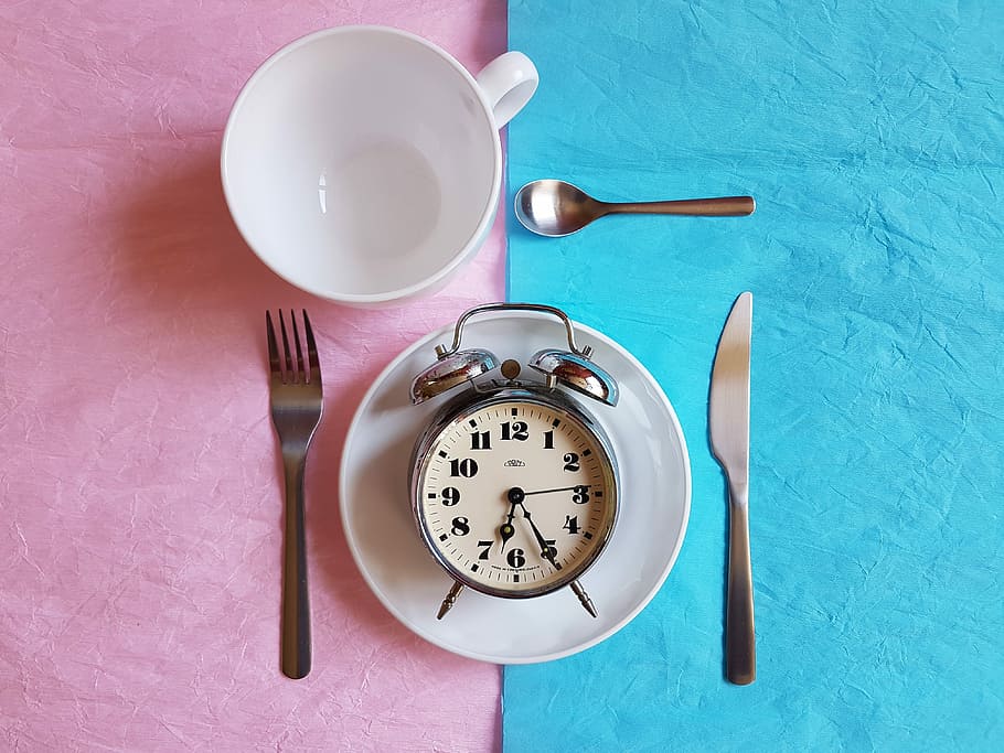 silver bell alarm clock on white ceramic plate, breakfast, wake up HD wallpaper