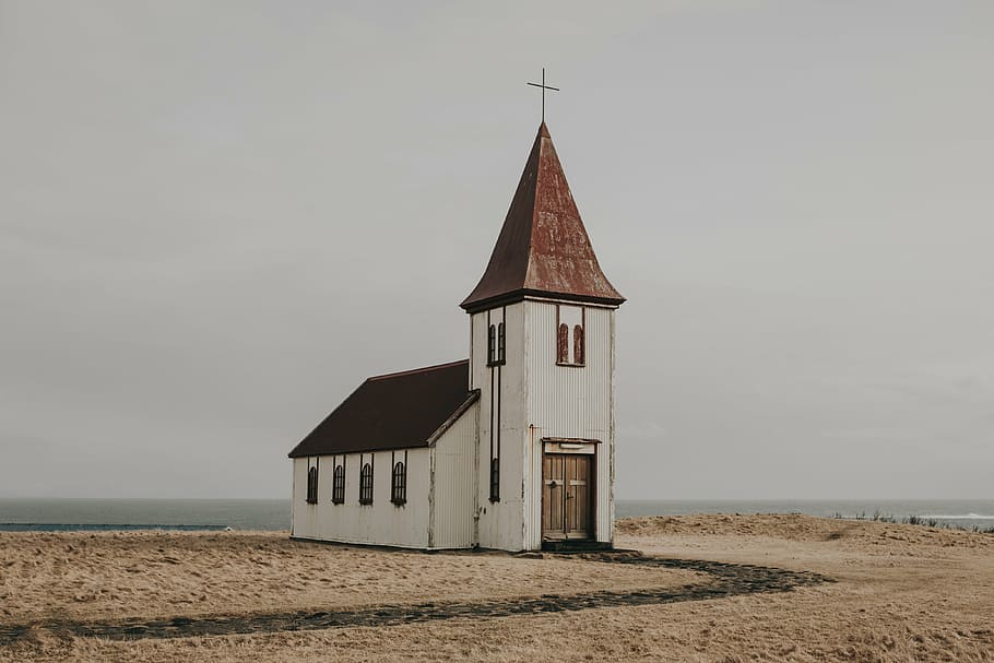 white and brown church surrounded by body of water, architecture HD wallpaper