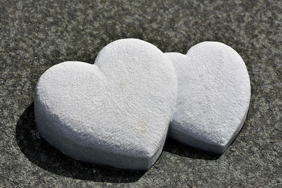 closeup photo of heart-shaped cushions, stone hearts, decoration, HD wallpaper