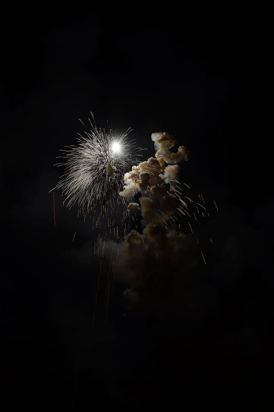 fireworks, rocket, white, explosion, smoke, new year's eve HD wallpaper