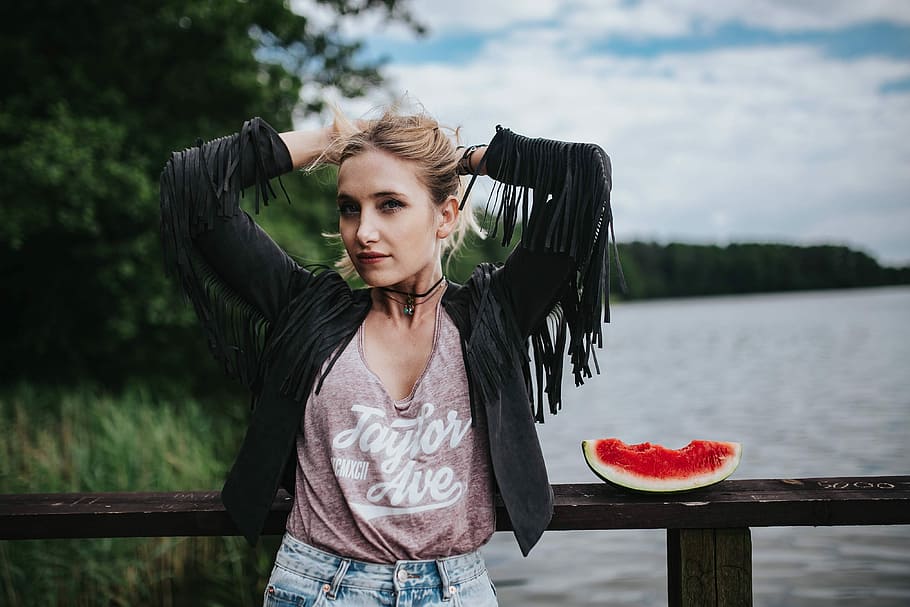 Blonde woman having a healthy snack at the wooden pier, female, HD wallpaper