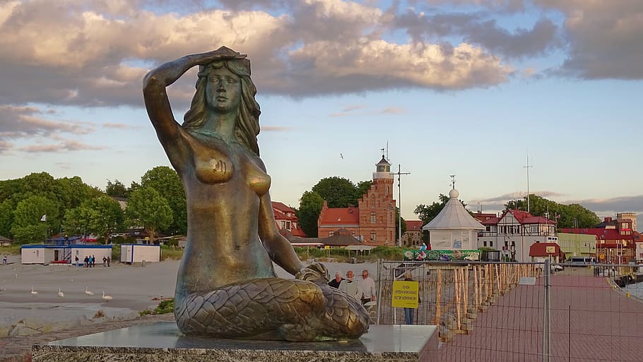 poland, ustka, lighthouse, clouds, sky, sculpture, art and craft HD wallpaper