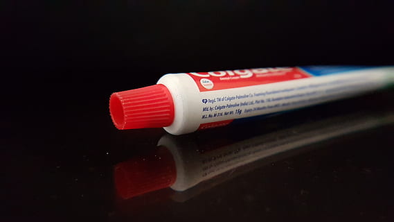 toothpaste, reflection, colgate, clean, brushing, morning, red HD wallpaper