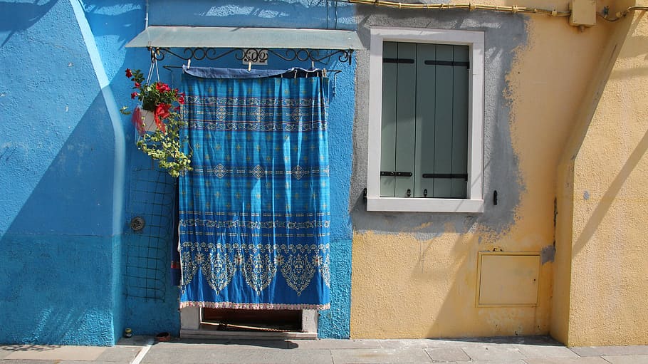 wall, curtain, blue, moon, window, romantic, building exterior HD wallpaper