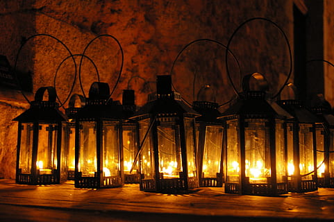 black table lamp lot, light, lantern, museum, wood, iron, shadow HD wallpaper