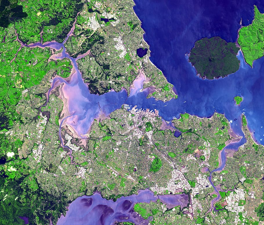 Satellite view of the Auckland isthmus and Waitemata Harbour, New Zealand, HD wallpaper