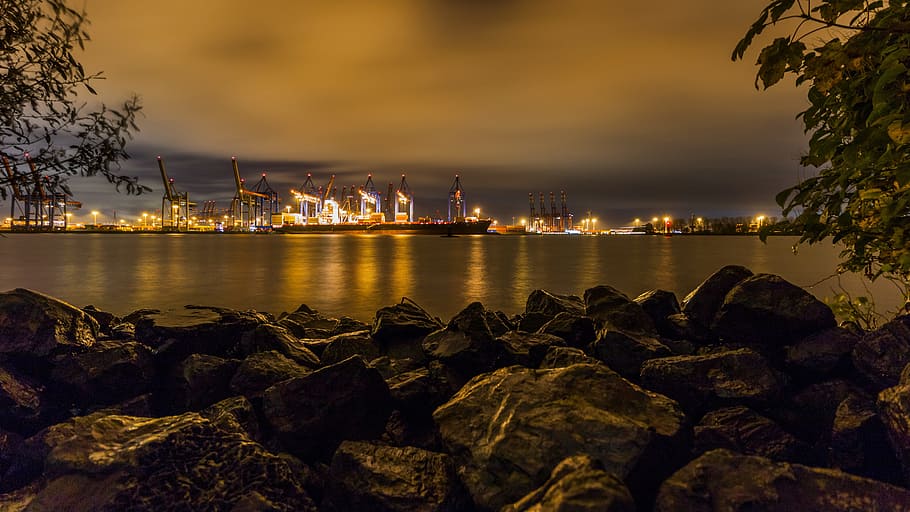 photography of city by body of water, elbe, hamburg, elbe beach, HD wallpaper