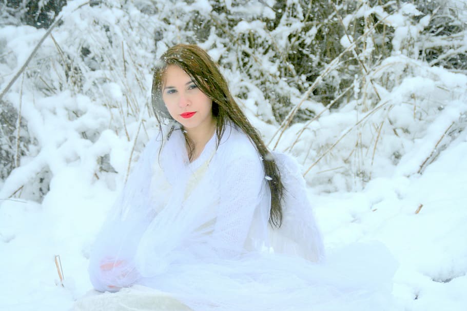 girl, snow, princess, story, white, portrait, blue, winter, HD wallpaper