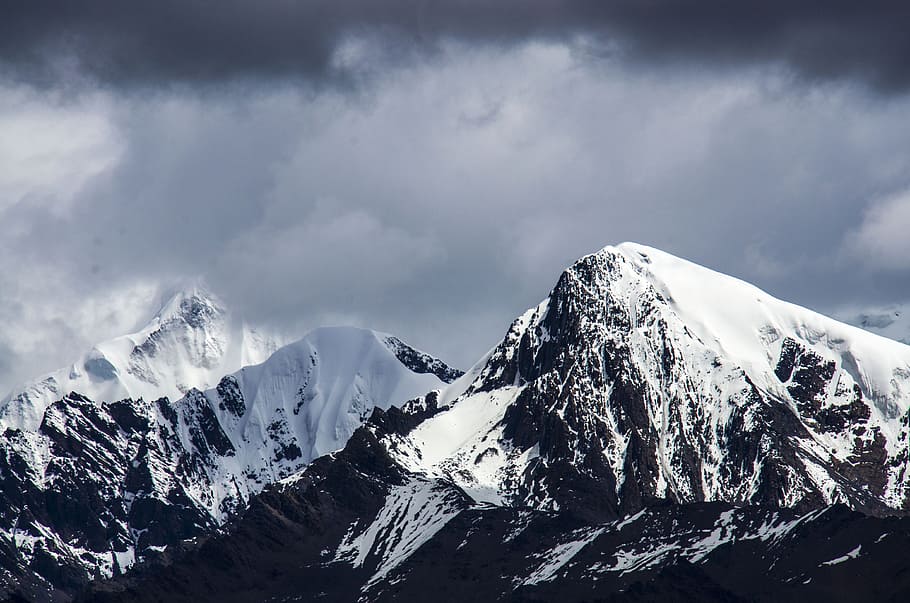 black and white mountain alps under cloudy sky, Gongga, Snow Mountain, HD wallpaper