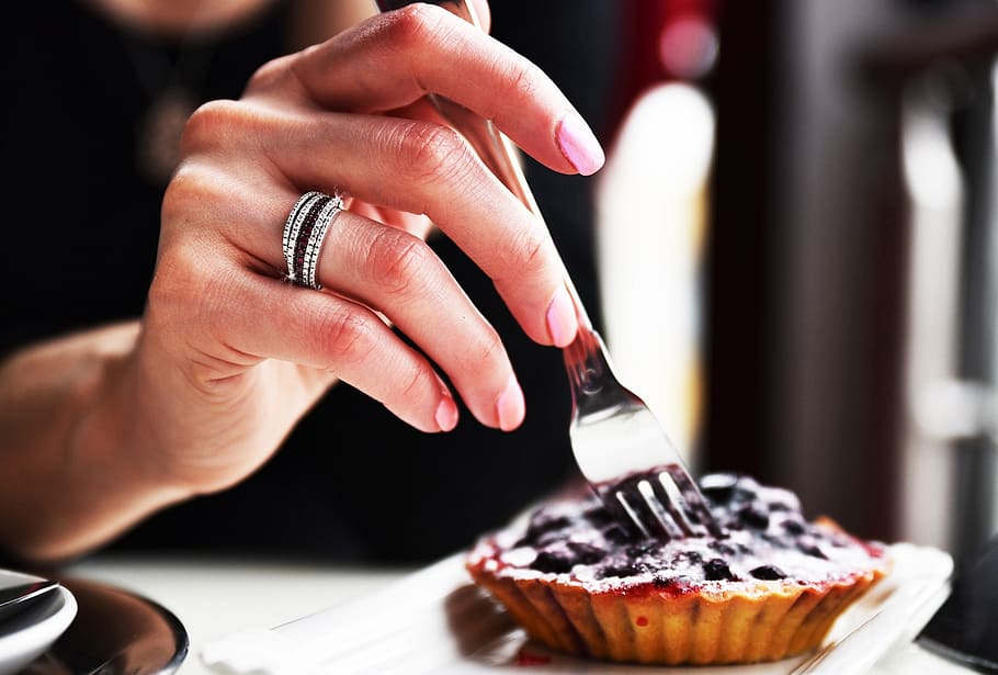 ring, hand, diamond, ruby, jewel, gold, human hand, food and drink HD wallpaper