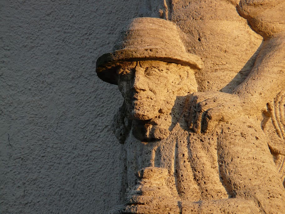 Man, Hat, Faces, Stone, Stonemasonry, profile, men, figures HD wallpaper