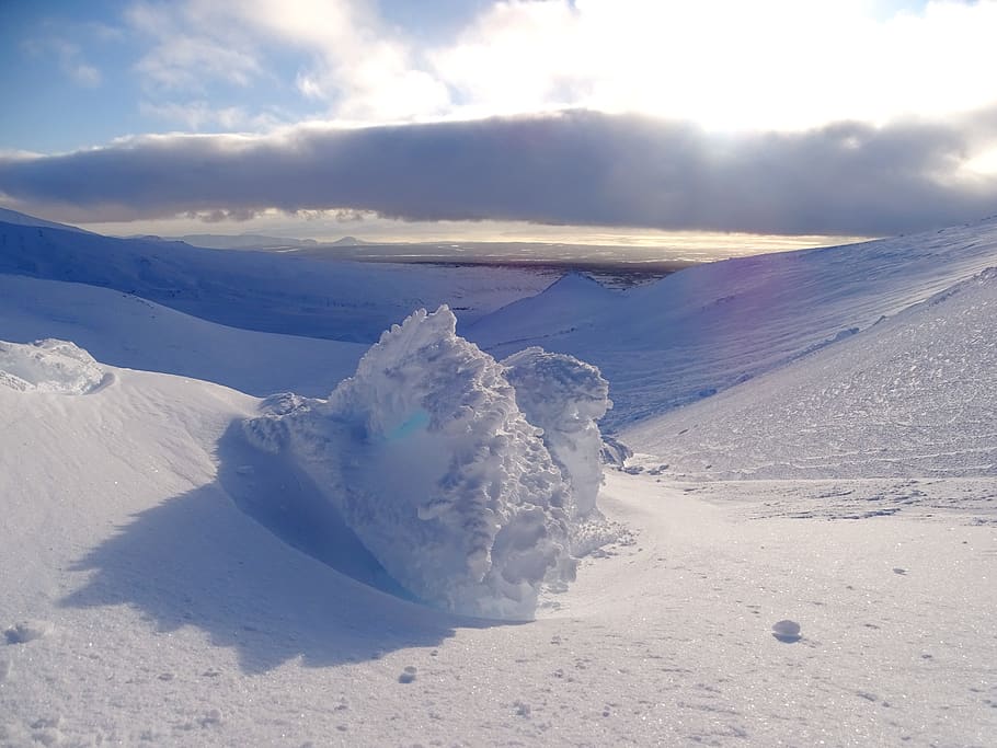 snow figures, winter, cold, leann, wind, frost, mountains, the foot of the volcano HD wallpaper