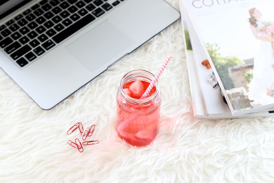 magazines, laptop, drink, glass, apple device, beverage, computer HD wallpaper