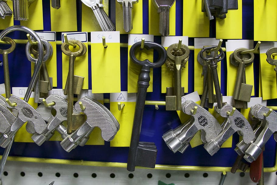 keys, old keys, security, metal, large group of objects, no people HD wallpaper
