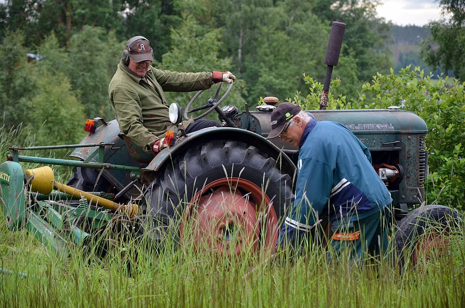 tractor, men, summer, agriculture, farmer, outdoors, nature HD wallpaper