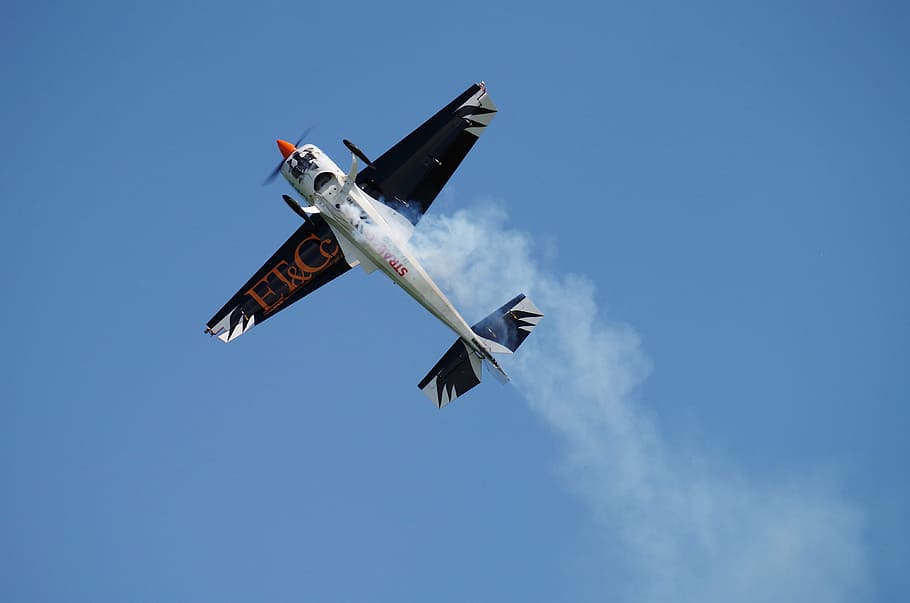 black and white monoplane under clear blue sky, aircraft, fly HD wallpaper