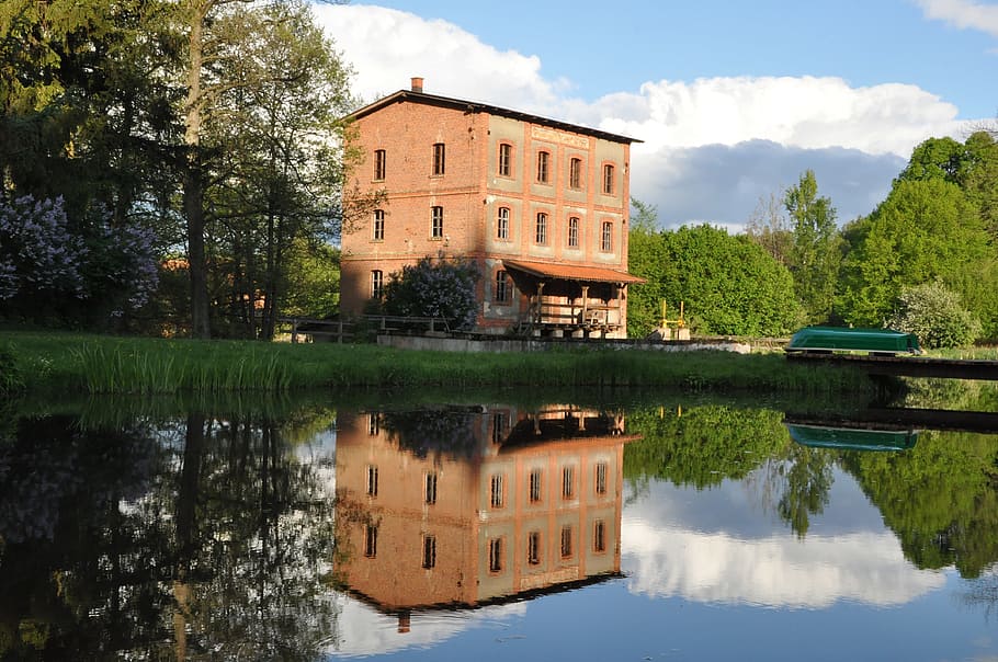 Building, Brick, Pond, Tree, Reflection, poland, guzowy młyn HD wallpaper