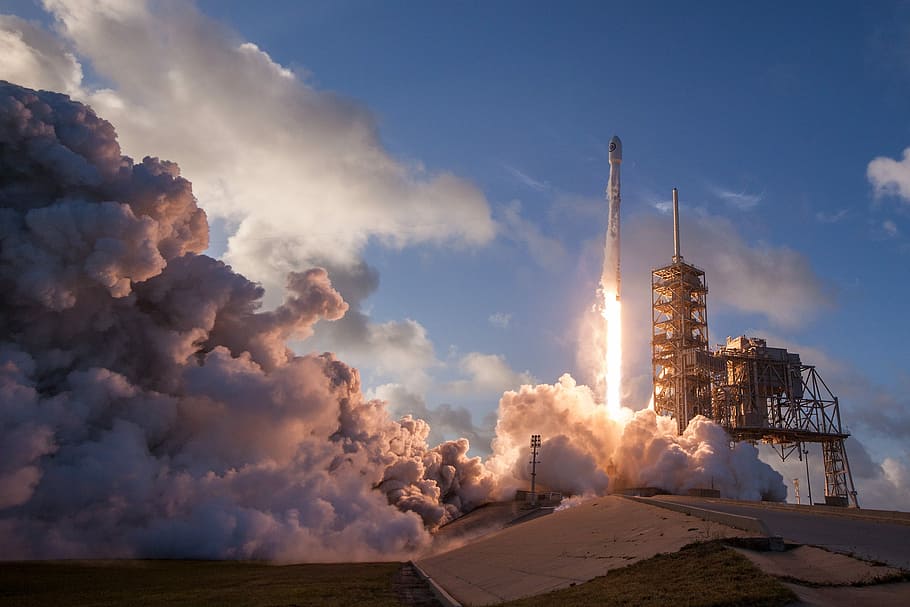 rocket ship photography, space shuttle through sky, cloud, smoke HD wallpaper