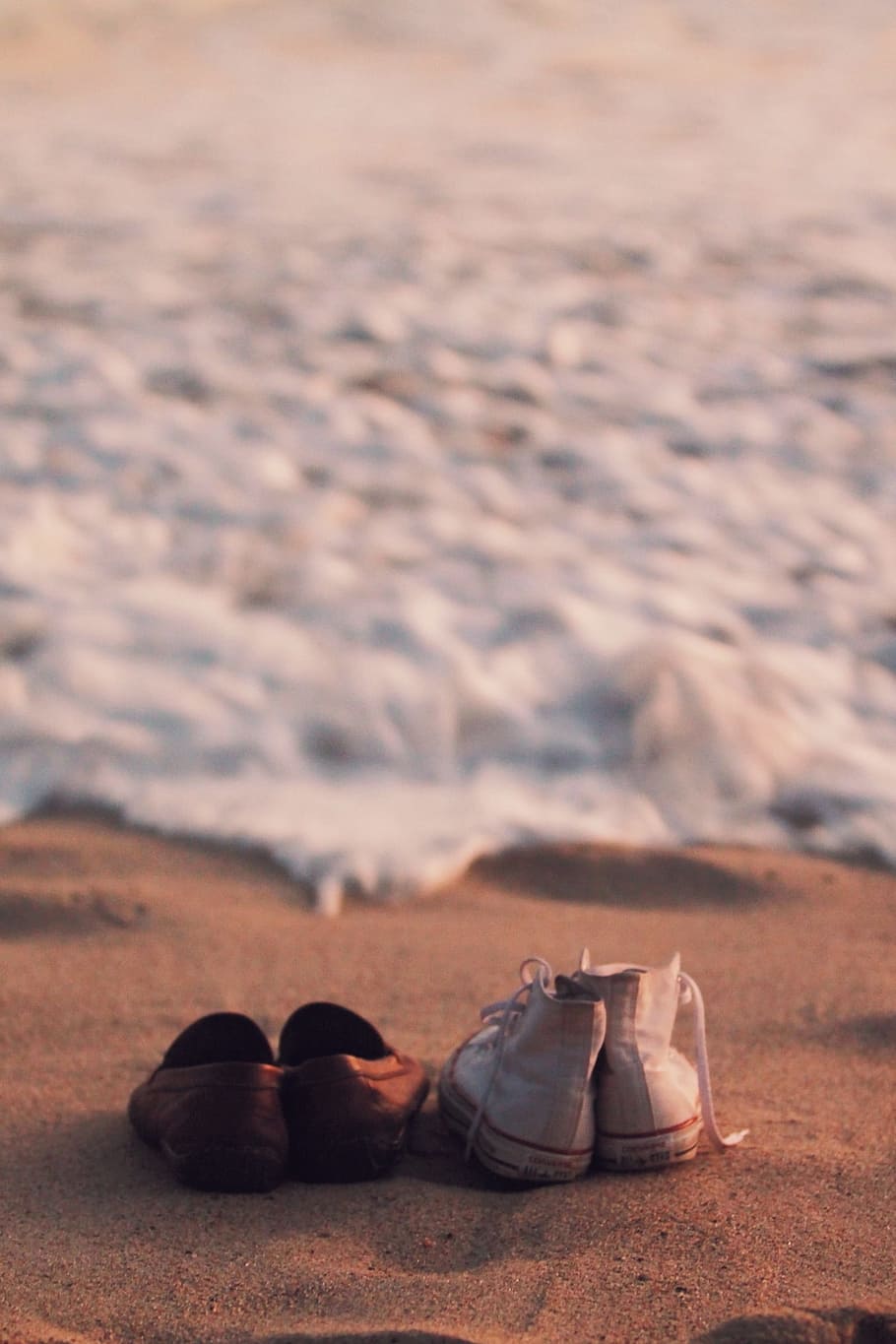 beach converse