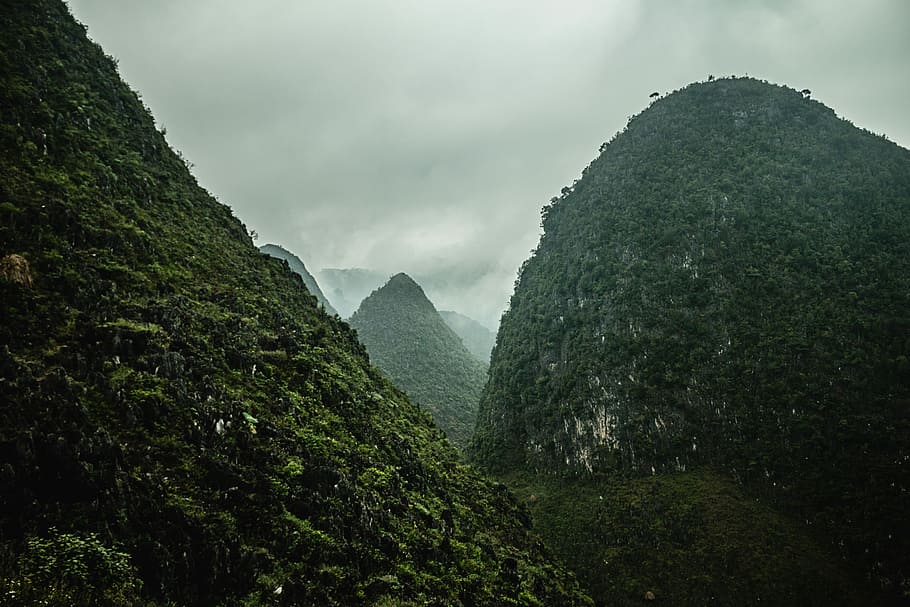 green mountains under gray clouds, green mountain, landscape HD wallpaper