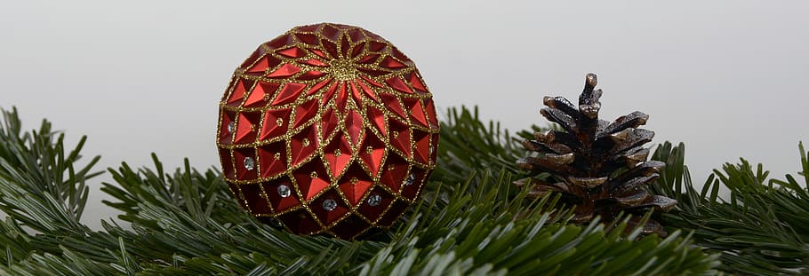 brown pine cone, christmas balls, christmas decorations, greeting card, HD wallpaper