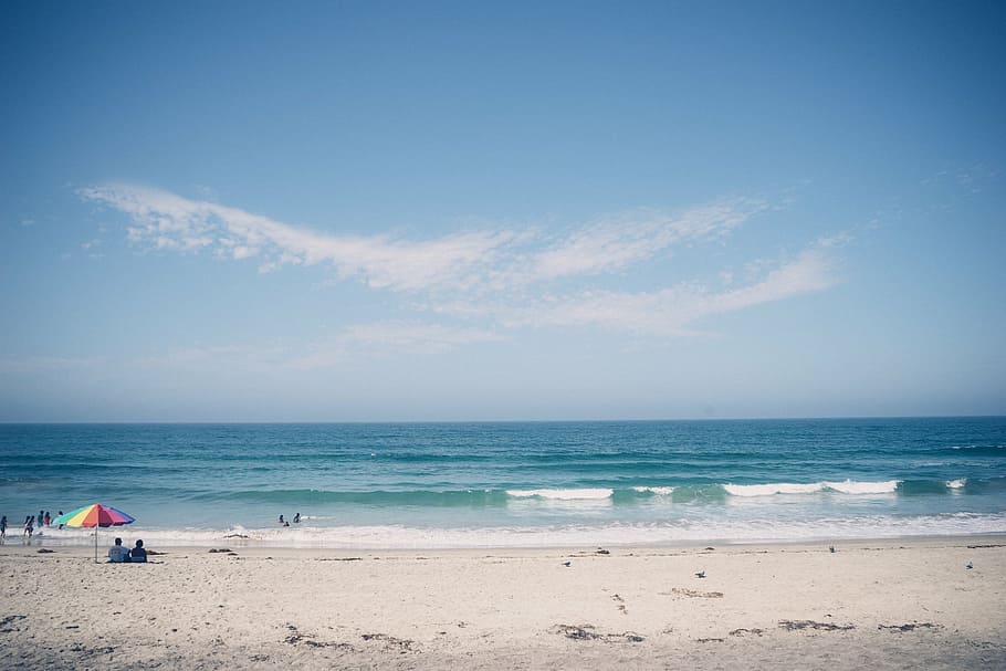 people on seashore under blue sky, two, shade, multi, colored HD wallpaper