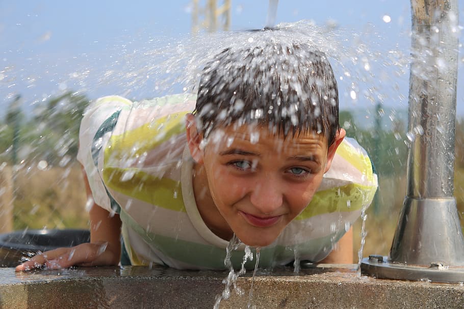 water, child, source, games, wet, portrait, headshot, looking at camera HD wallpaper