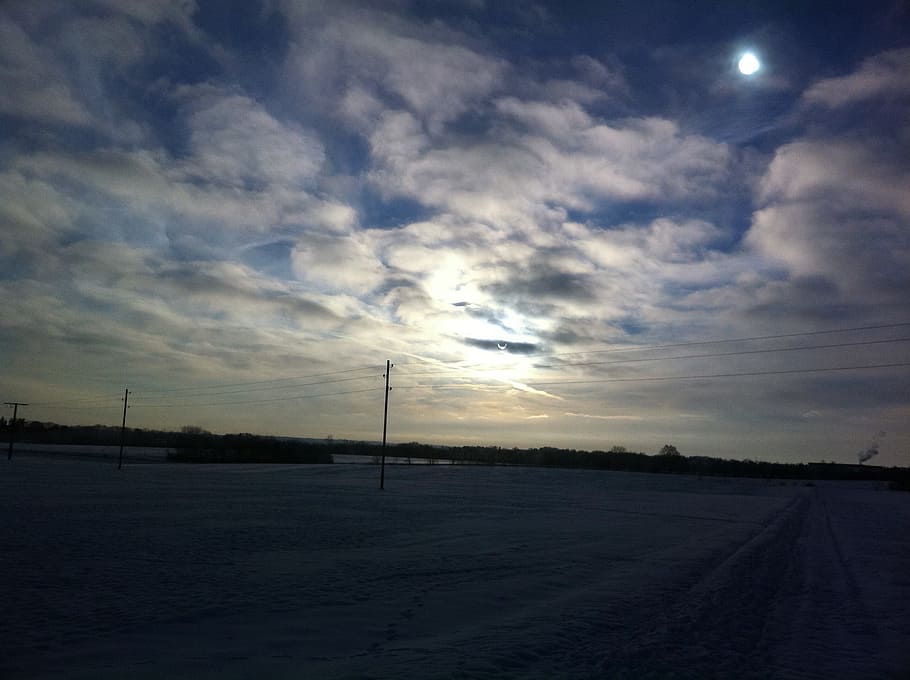 Solar Eclipse, Mood, Clouds, Panorama, view, sun, moon, tranquility HD wallpaper