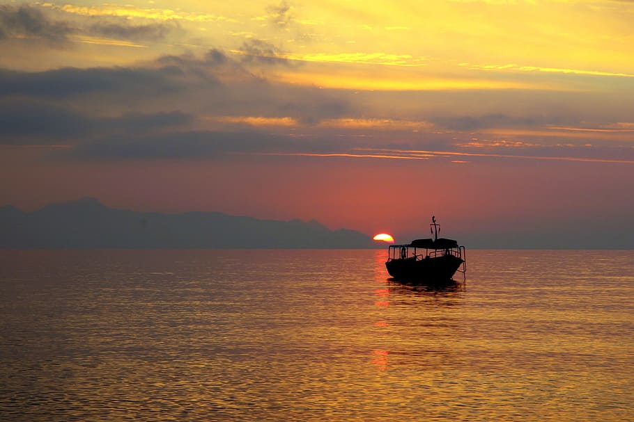 boat sailing on calm body of water, santorini, greek island, cyclades, HD wallpaper