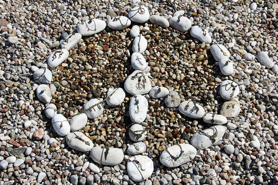 pea think, stone, beach, stone - object, pebble, solid, large group of objects HD wallpaper