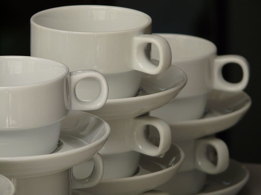 stackable white ceramic cups and saucers, Tableware, Coffee Mugs HD wallpaper