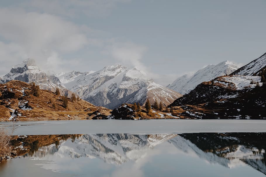 photography of mountain with ice, snow covered rocky mountain during daytime HD wallpaper