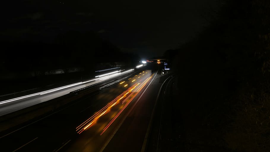 highway, night, light, long exposure, traffic, spotlight, tracer HD wallpaper