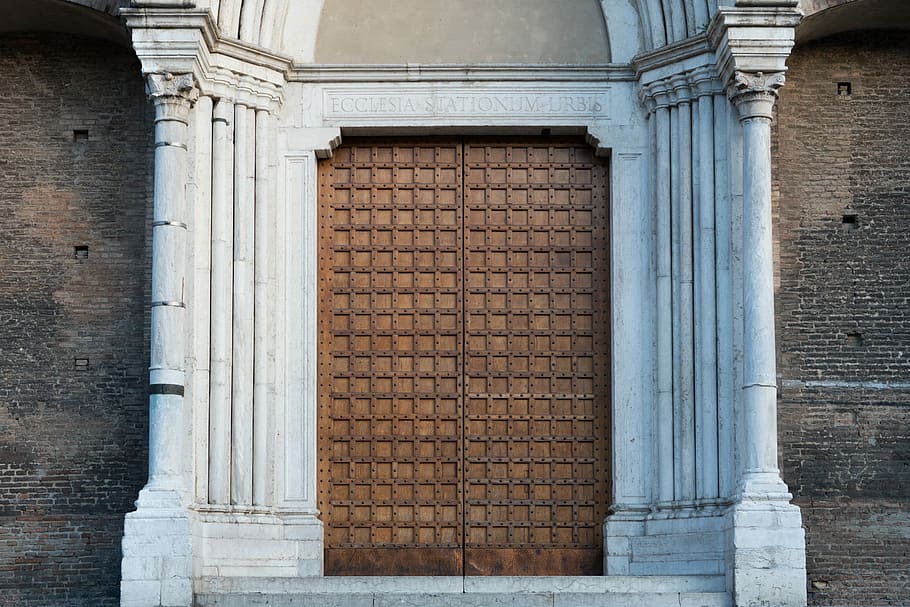 closed brown wooden door, large double doors are closed, marble HD wallpaper