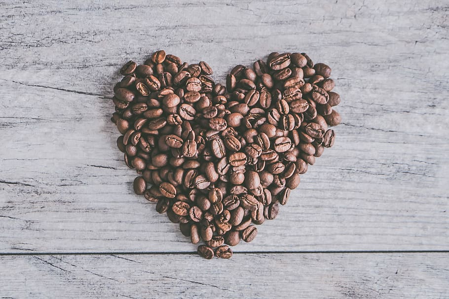 heart coffee beans, coffee bean lot, flat lay, close up, food styling HD wallpaper