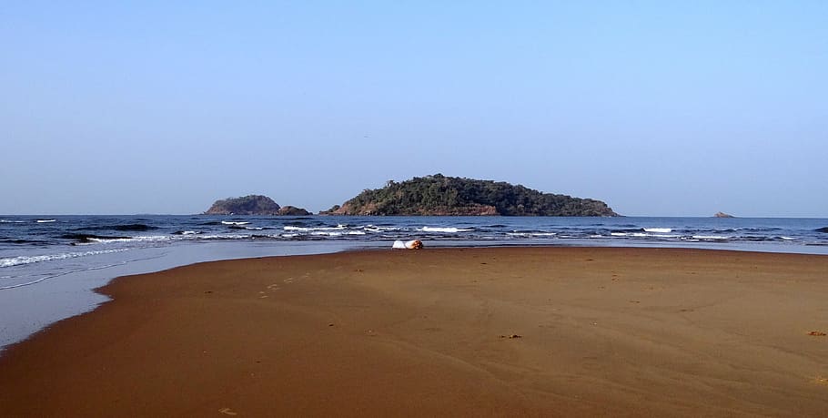 sandbar, sea, waves, rocky-outcrop, karwar, india, land, beach, HD wallpaper